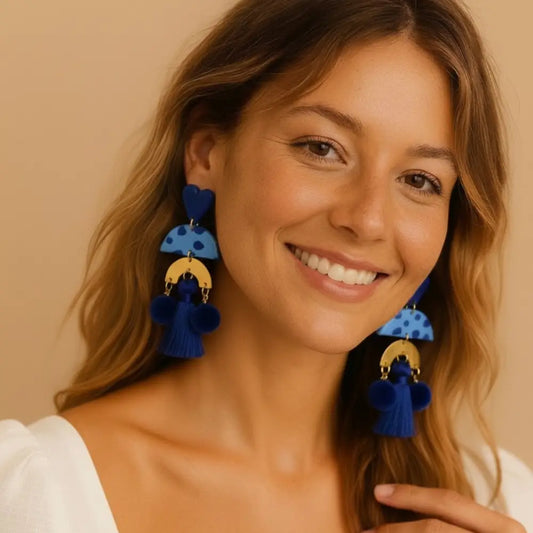 Aros Corazón Pompones Azules