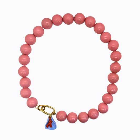 Collar Color Pop Rosado Pastel con Colgante de Coral Naranjo